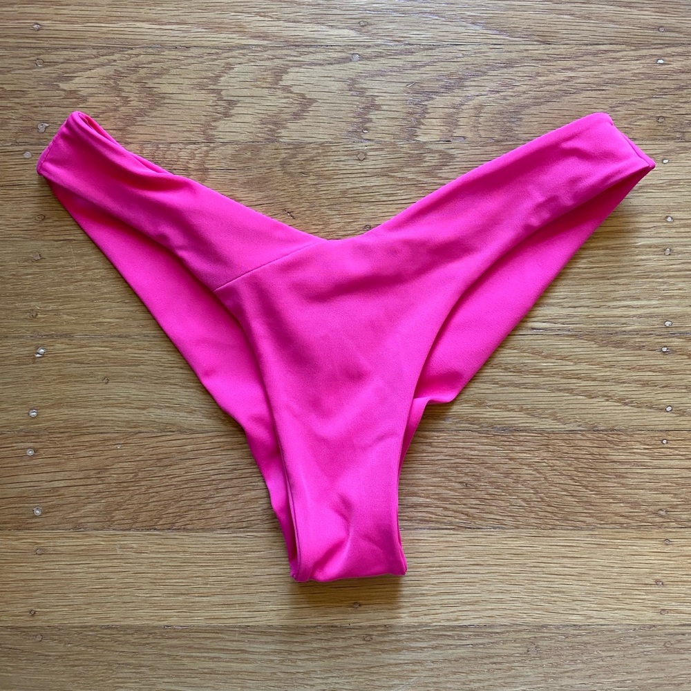 Helis Brain cheeky swim bottoms